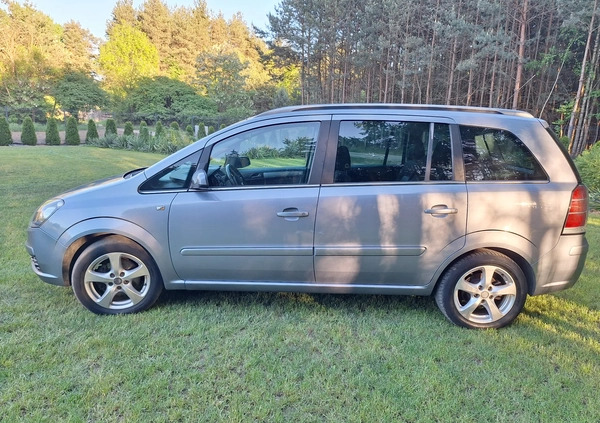 Opel Zafira cena 14300 przebieg: 195678, rok produkcji 2005 z Białobrzegi małe 106